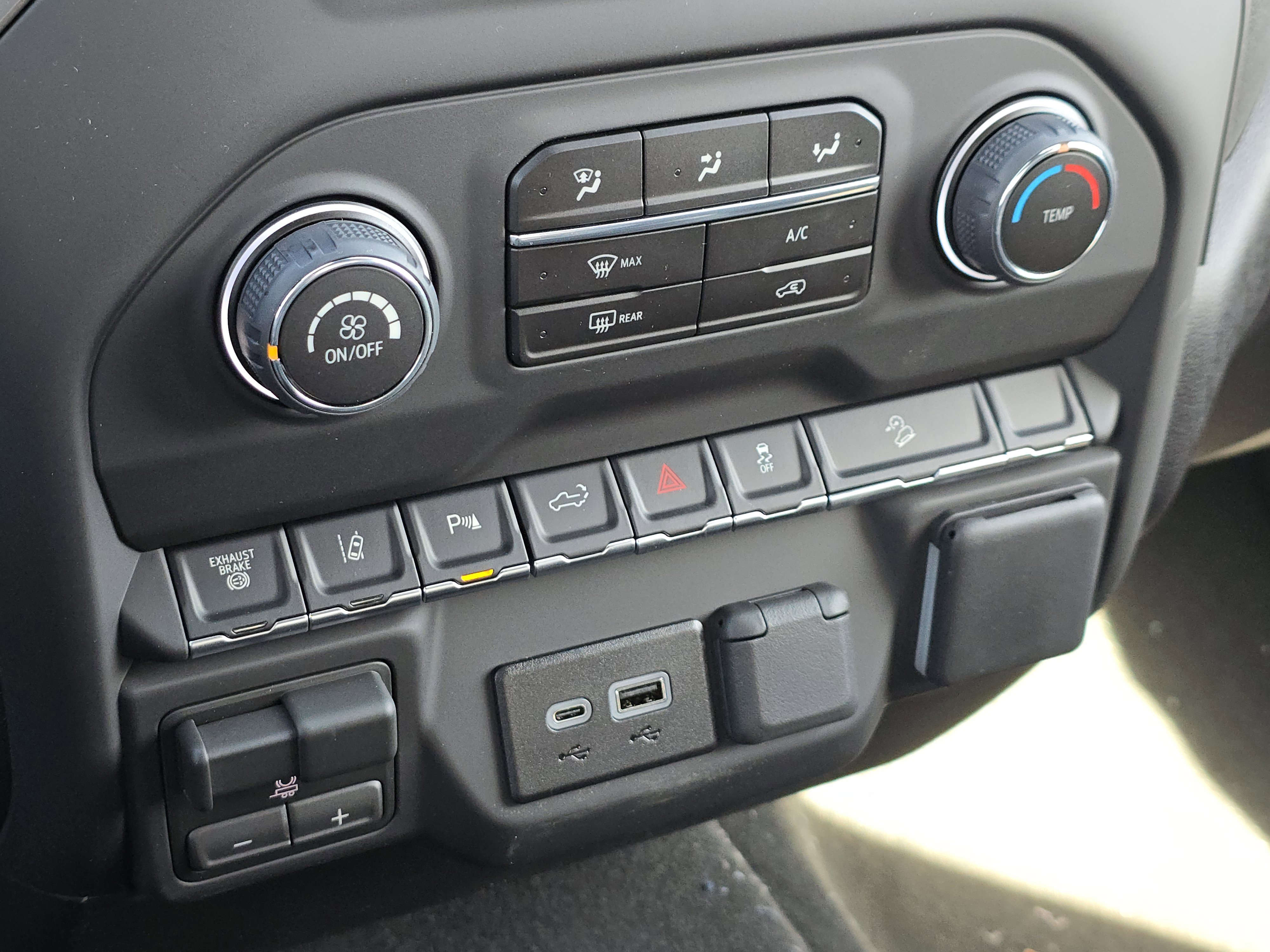 New 2026 Chevrolet Silverado 2500 Custom w/ Custom Value Package image 22