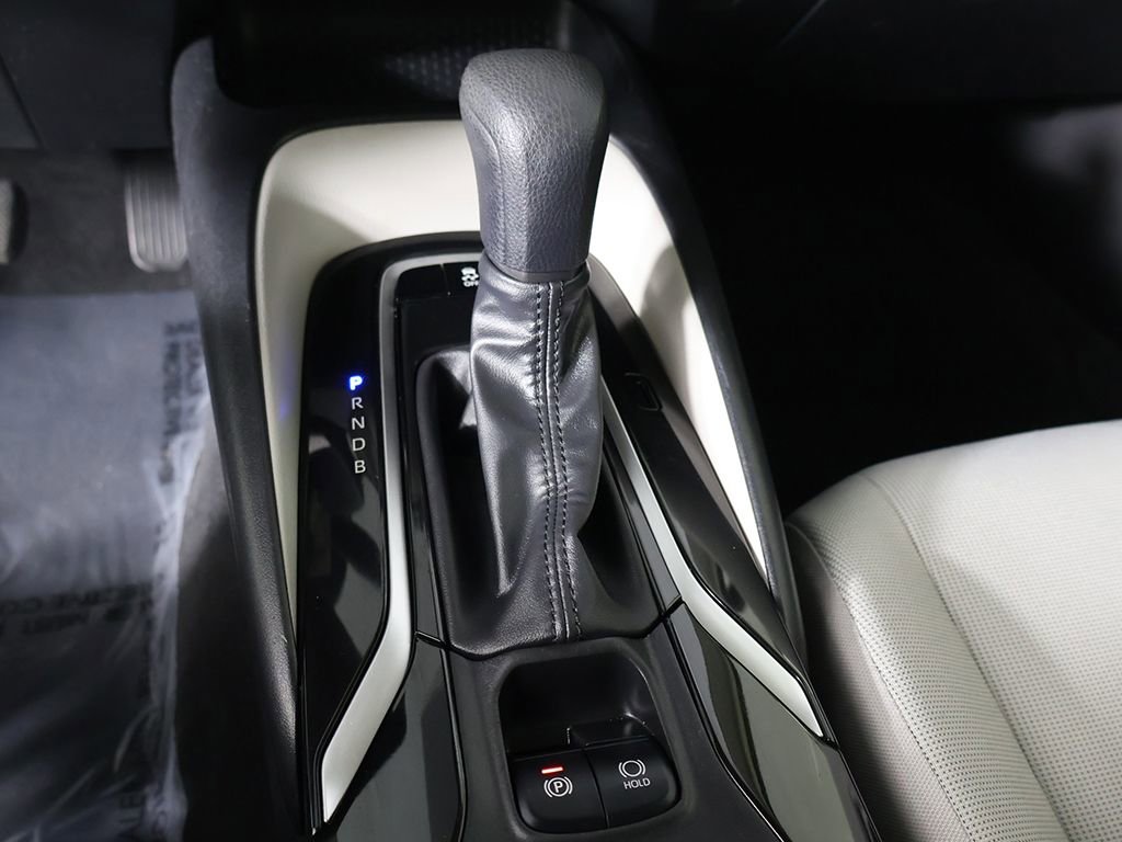 Used 2022 Toyota Corolla LE image 40