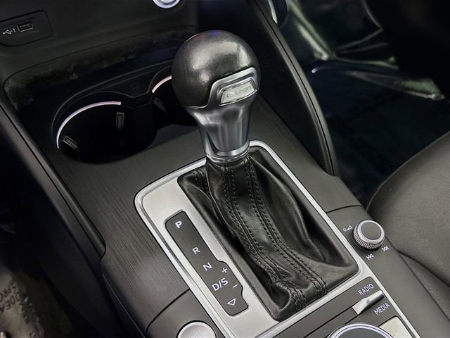 Used 2018 Audi A3 e-tron Premium Plus w/ Technology Package image 19