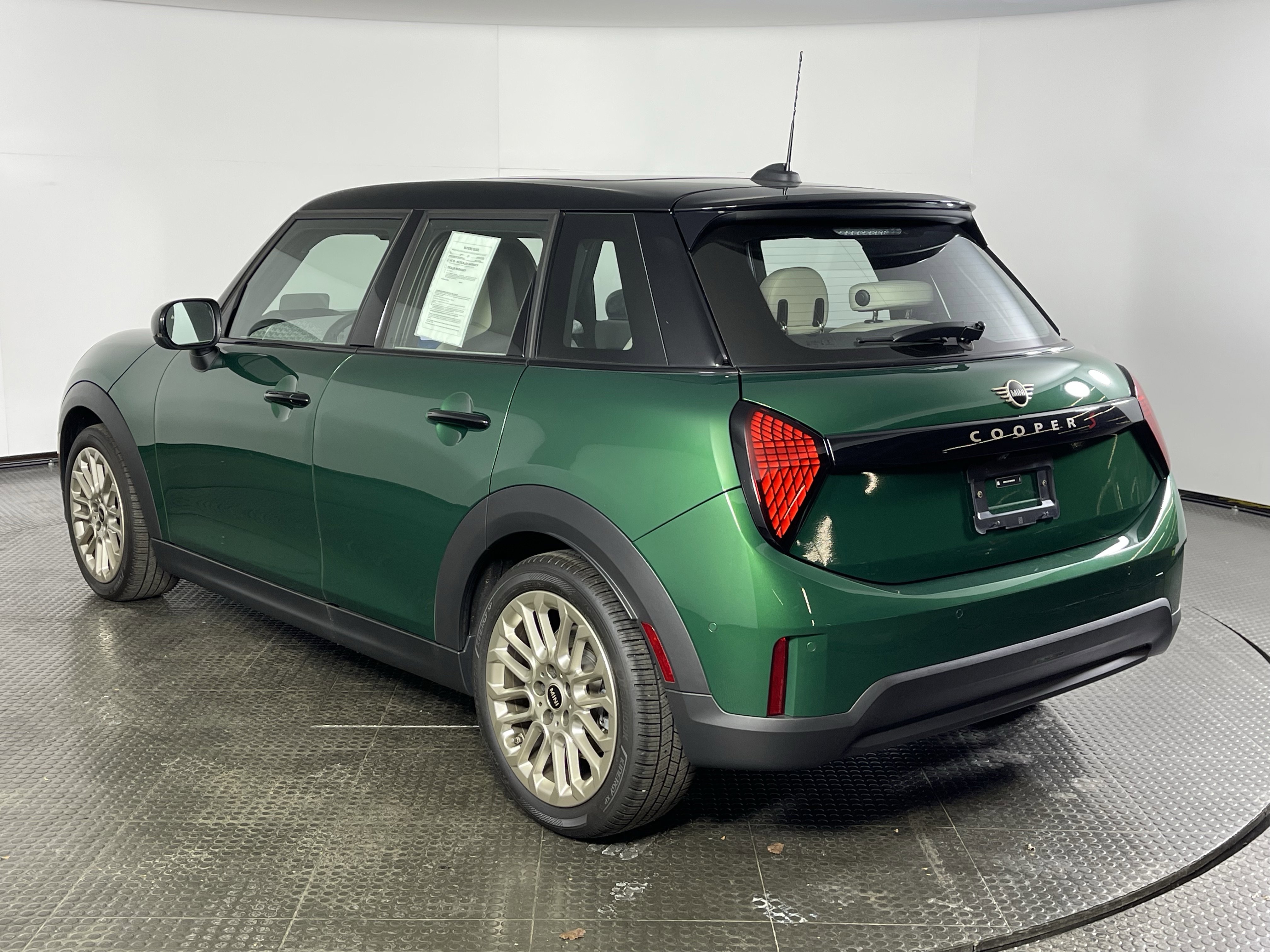 Used 2025 MINI Cooper S image 5