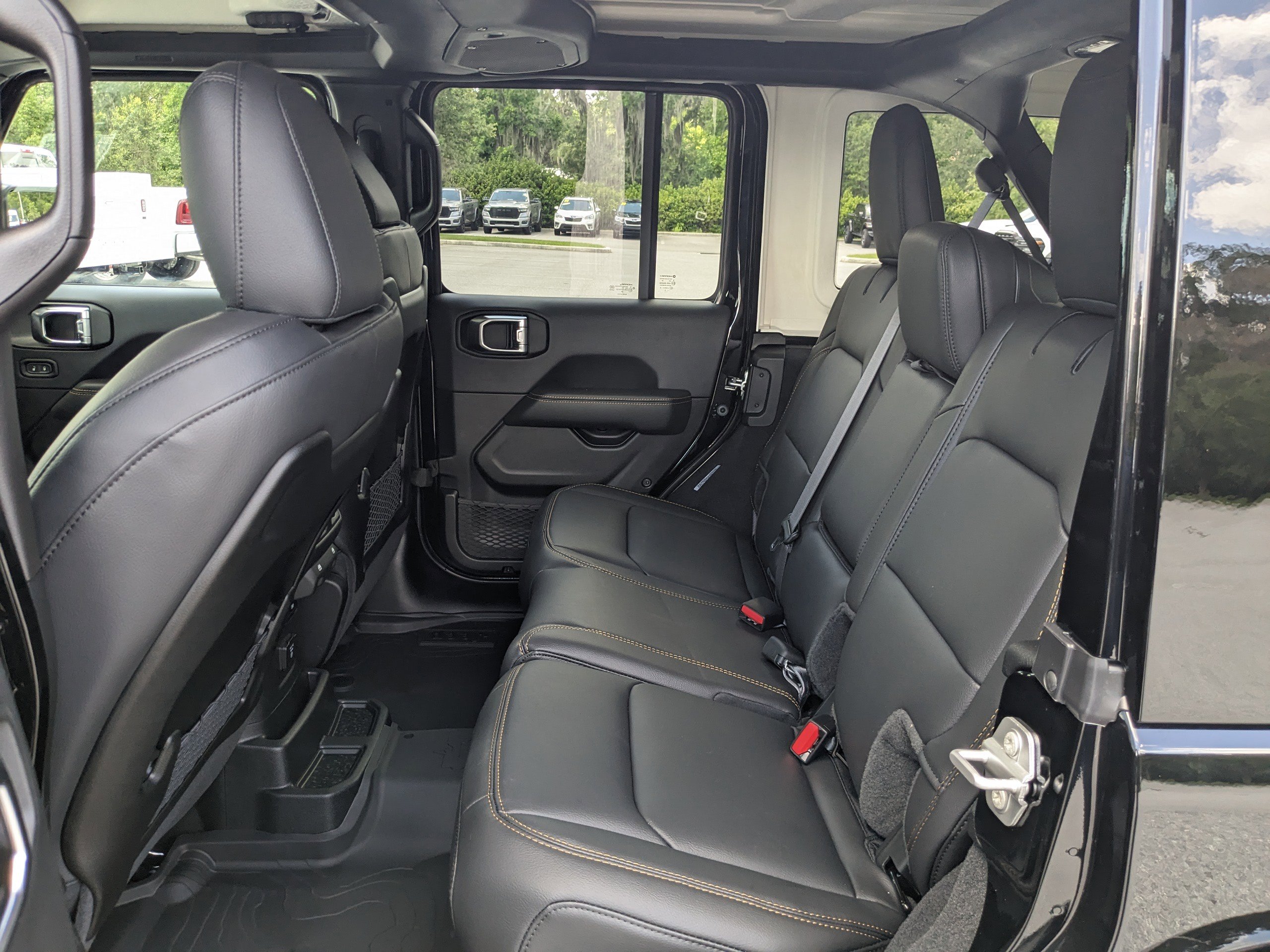 New 2025 Jeep Wrangler Unlimited Sahara image 13