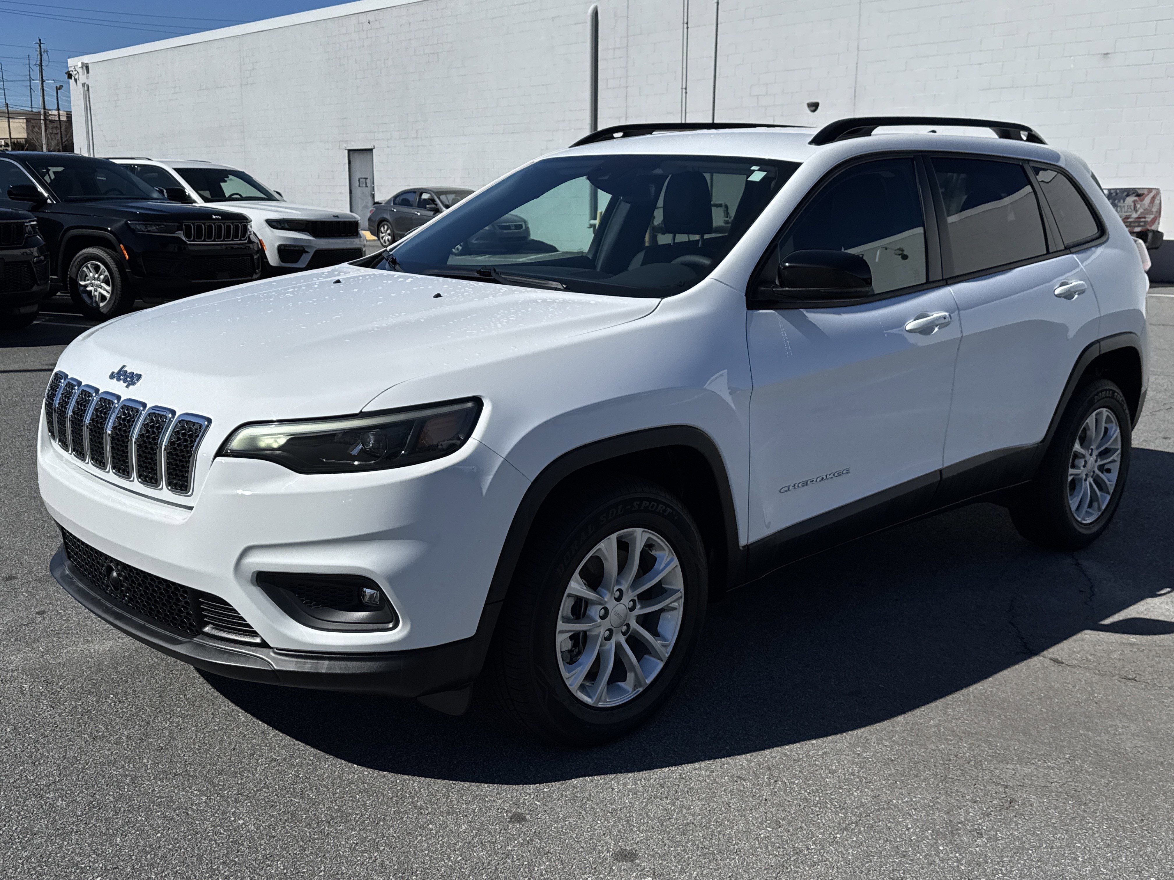 Used 2022 Jeep Cherokee Latitude Lux image 8