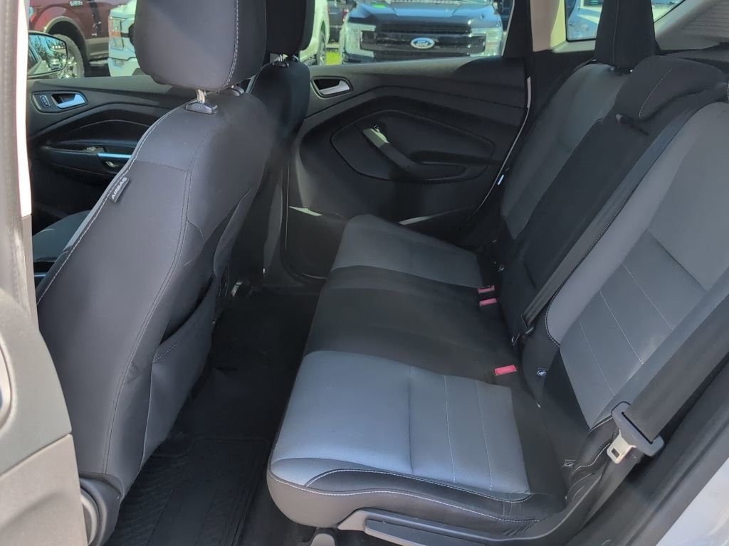 Used 2016 Ford C-MAX SE w/ Equipment Group 201A image 12