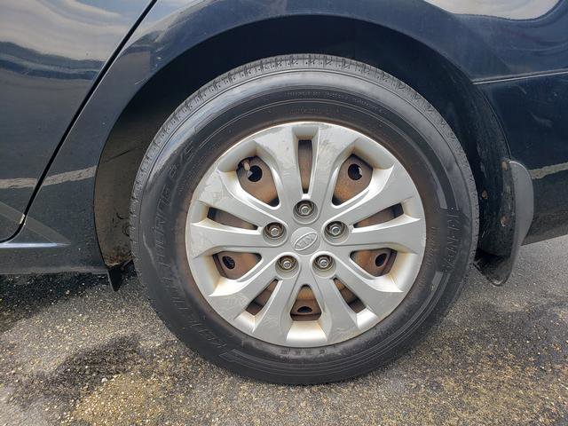 Used 2013 Kia Forte EX FWD image 32