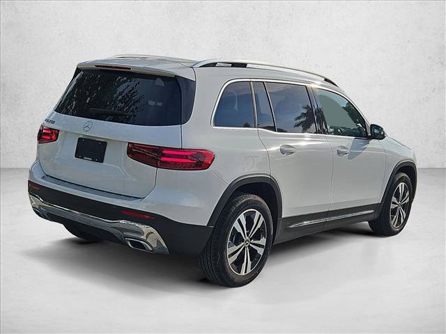 New 2026 Mercedes-Benz GLB 250 image 2