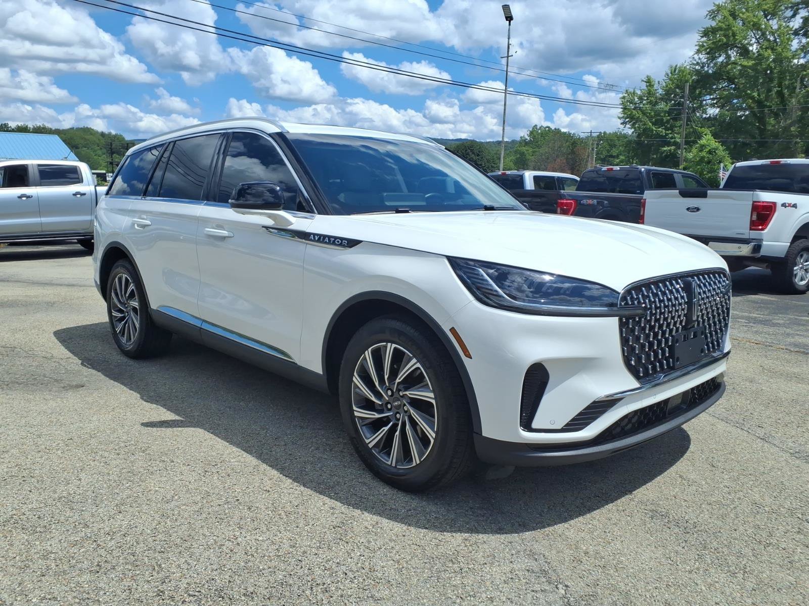 Used 2025 Lincoln Aviator AWD