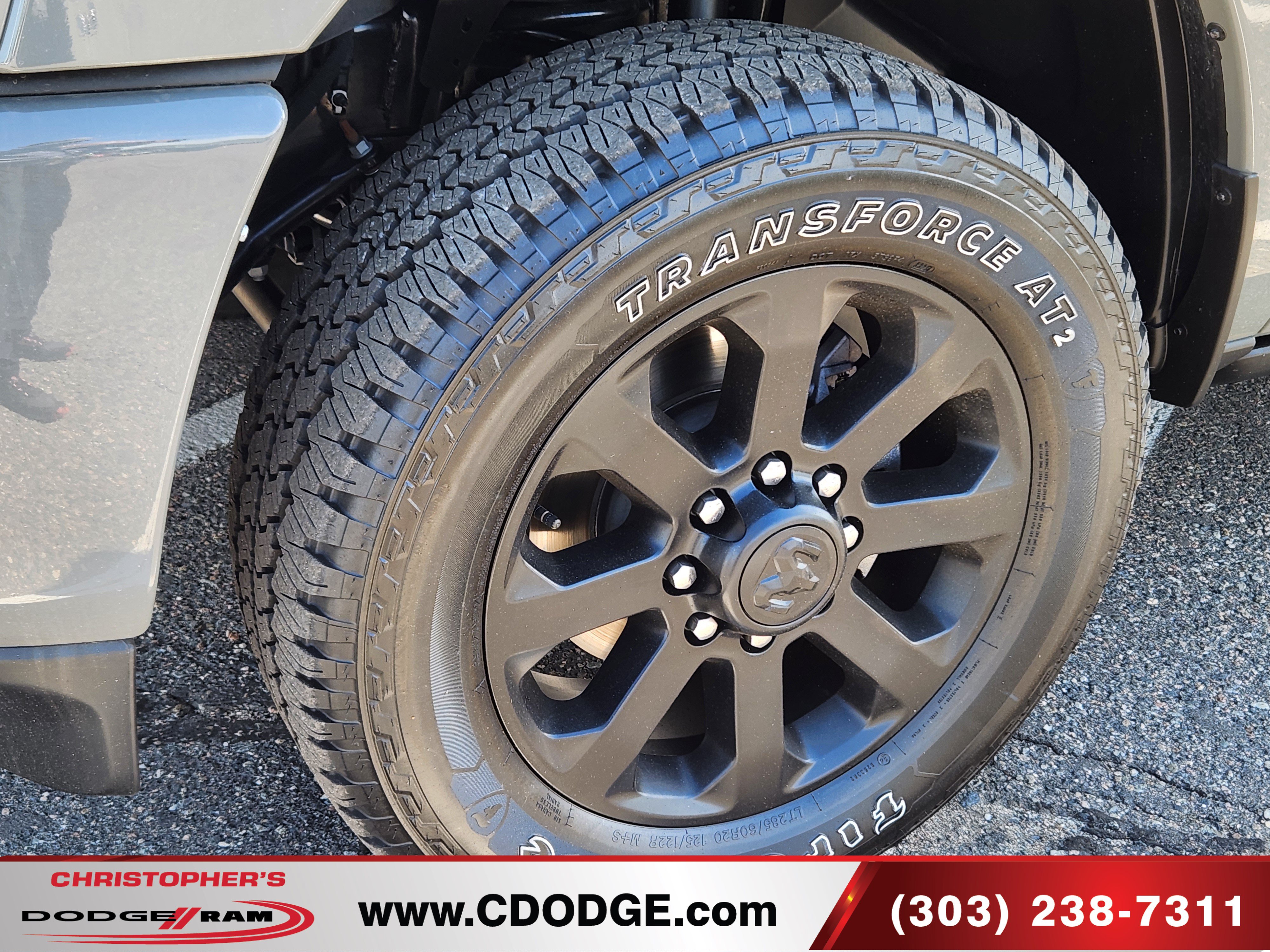 Used 2026 RAM 2500 Laramie AWD/4WD image 24