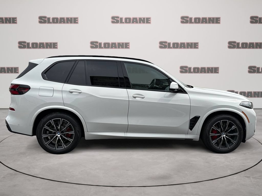 New 2026 BMW X5 xDrive50e w/ M Sport Package AWD/4WD image 6