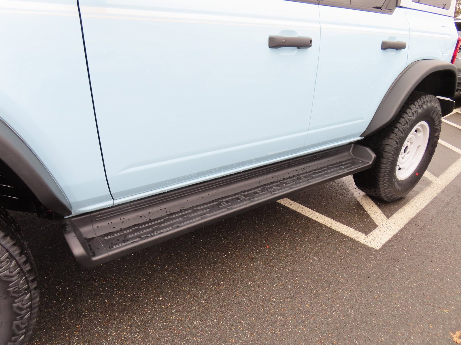 New 2025 Ford Bronco Heritage Edition image 7