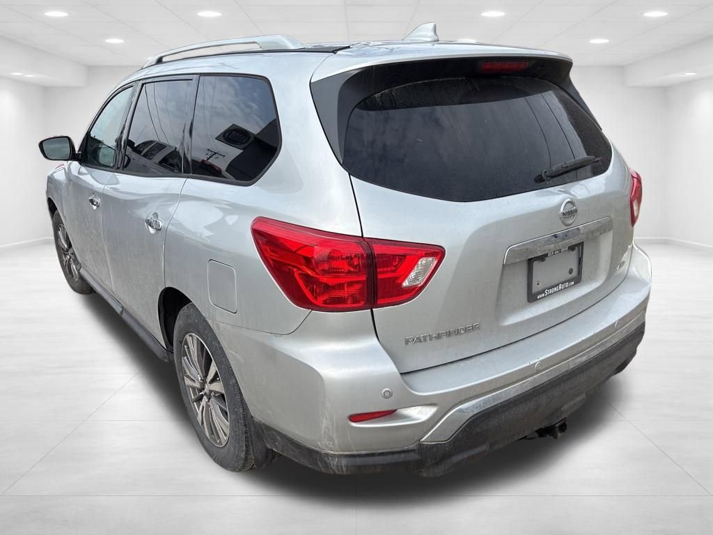 Used 2019 Nissan Pathfinder S image 7