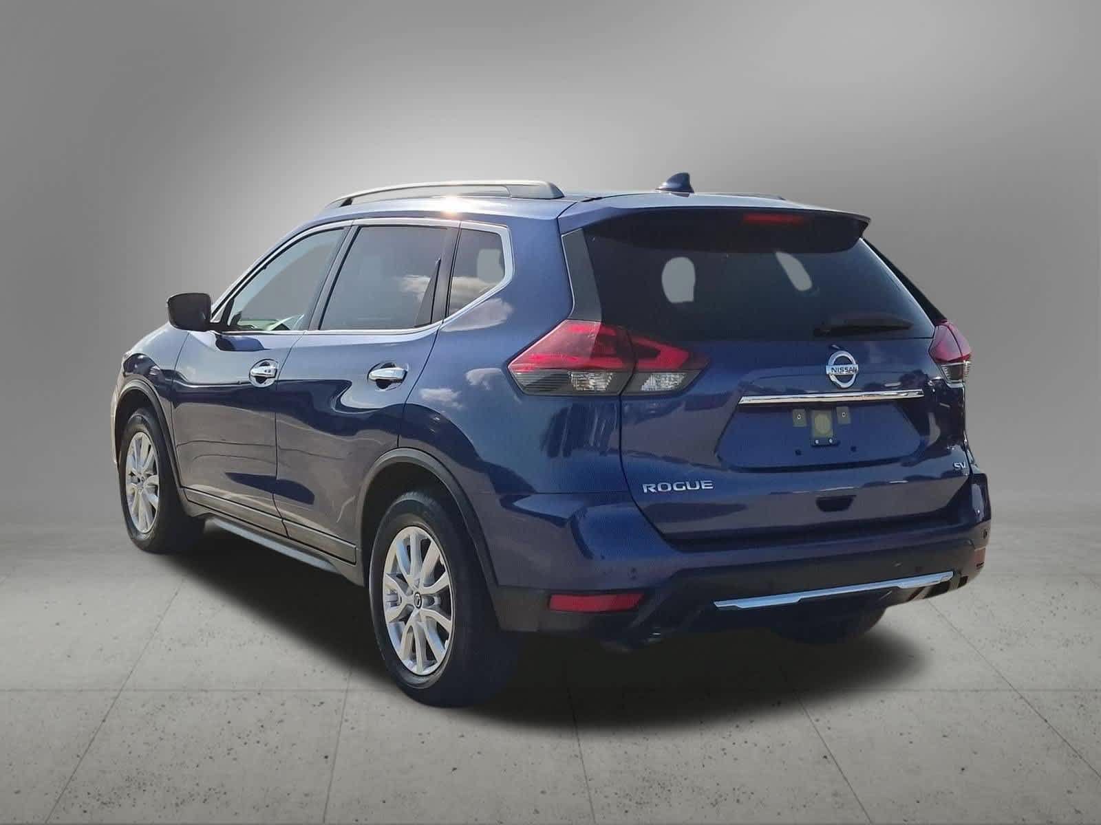 Used 2020 Nissan Rogue SV FWD image 4