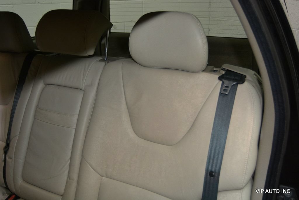 Used 2007 Volvo V70 2.4 FWD image 23