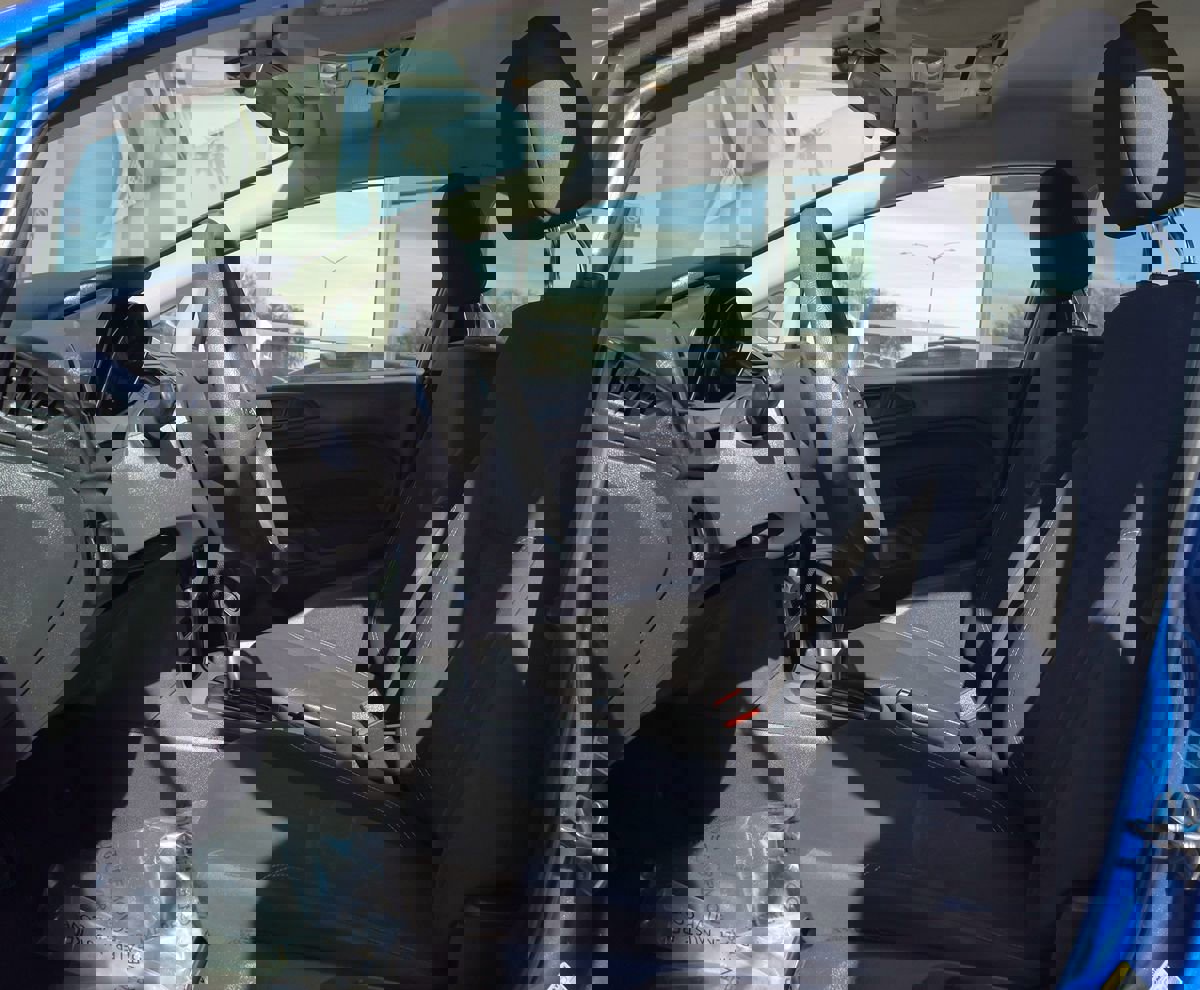 Used 2018 Ford Fiesta SE FWD image 37