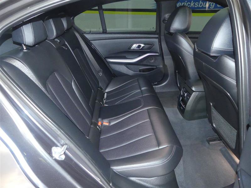 Used 2022 BMW 330i xDrive Sedan AWD/4WD image 24