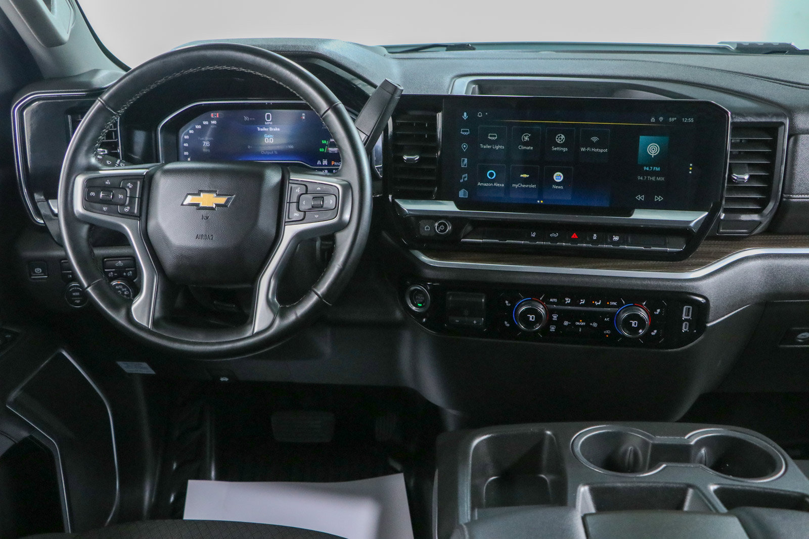 Used 2024 Chevrolet Silverado 2500 LT w/ Convenience Package AWD/4WD image 18
