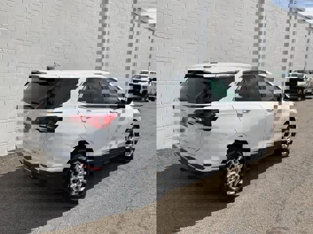 Used 2024 Chevrolet Equinox LT image 4