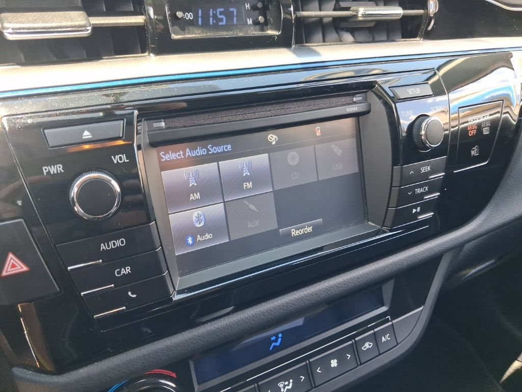 Used 2015 Toyota Corolla S FWD image 20
