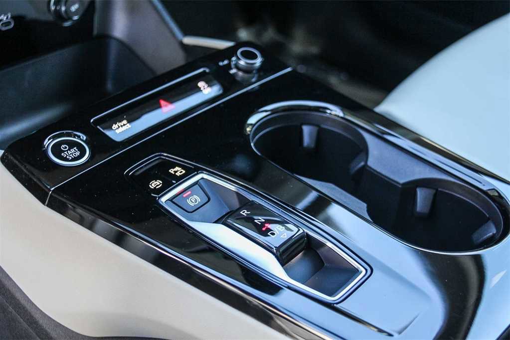 Used 2025 Audi Q6 e-tron Premium Plus w/ Premium Plus image 20