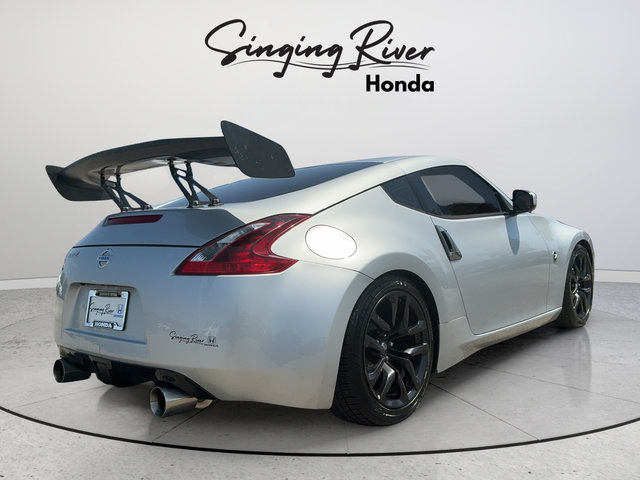 Used 2020 Nissan 370Z Coupe RWD image 7