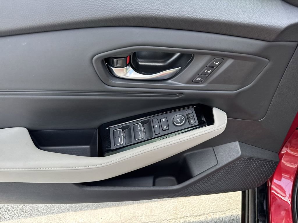 Certified 2024 Honda Accord Touring image 36