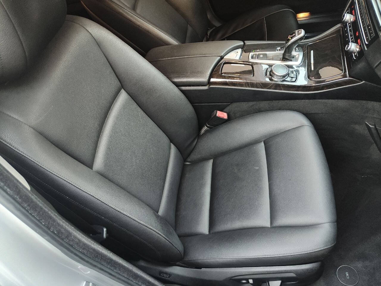 Used 2016 BMW 528i Sedan RWD image 56