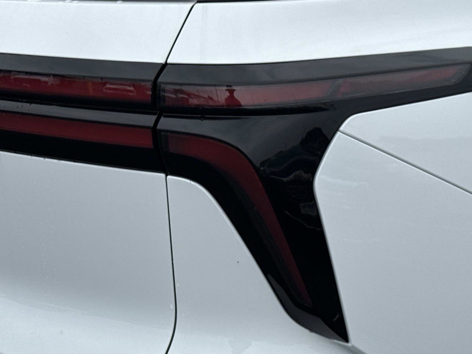 New 2026 Chevrolet Traverse LT image 26