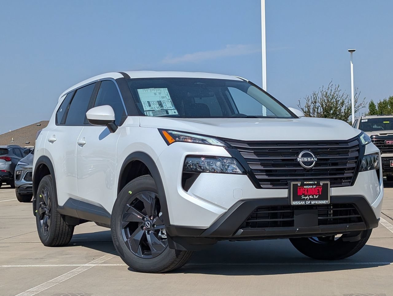New 2026 Nissan Rogue SV AWD/4WD image 2