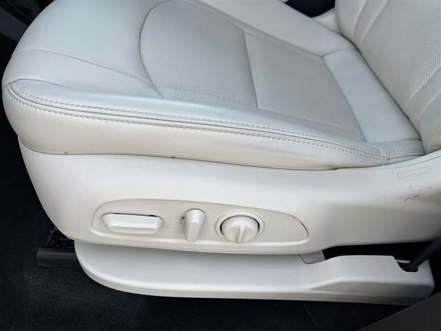 Certified 2023 Buick Enclave Essence w/ Experience Buick Package FWD image 18