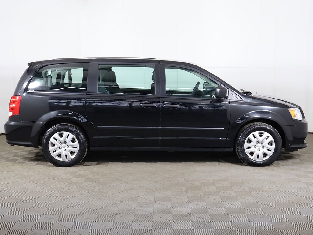 Used 2016 Dodge Grand Caravan American Value Package image 13