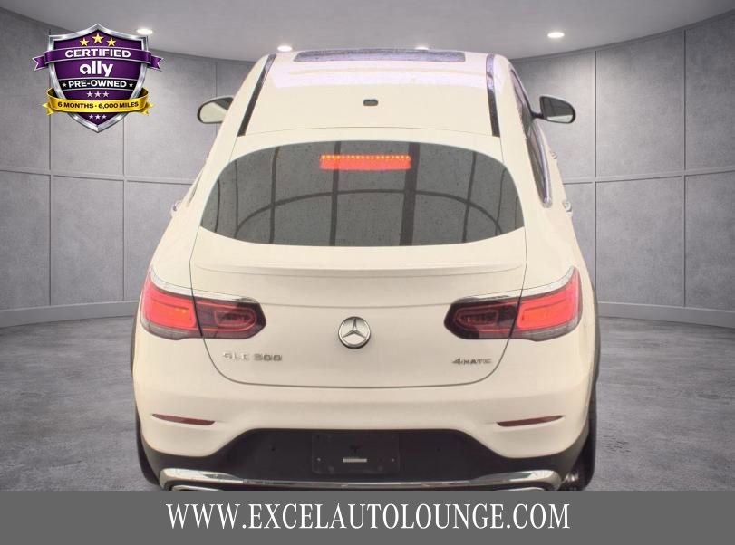 Used 2020 Mercedes-Benz GLC 300 4MATIC Coupe image 5