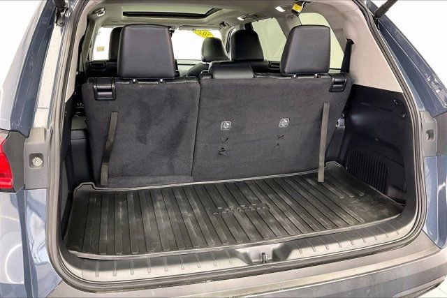 Used 2024 Toyota Grand Highlander Limited image 28