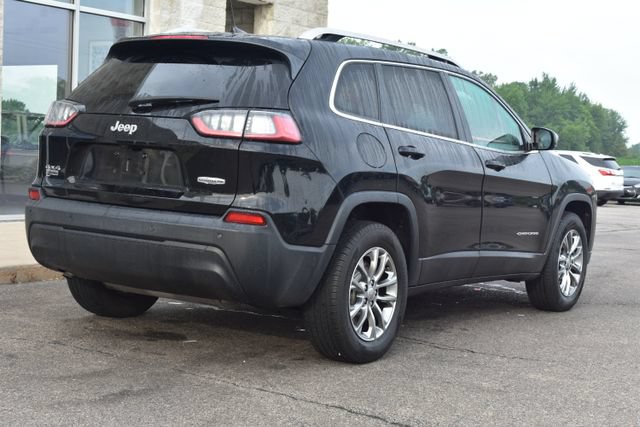 Used 2021 Jeep Cherokee Latitude Plus AWD/4WD image 14
