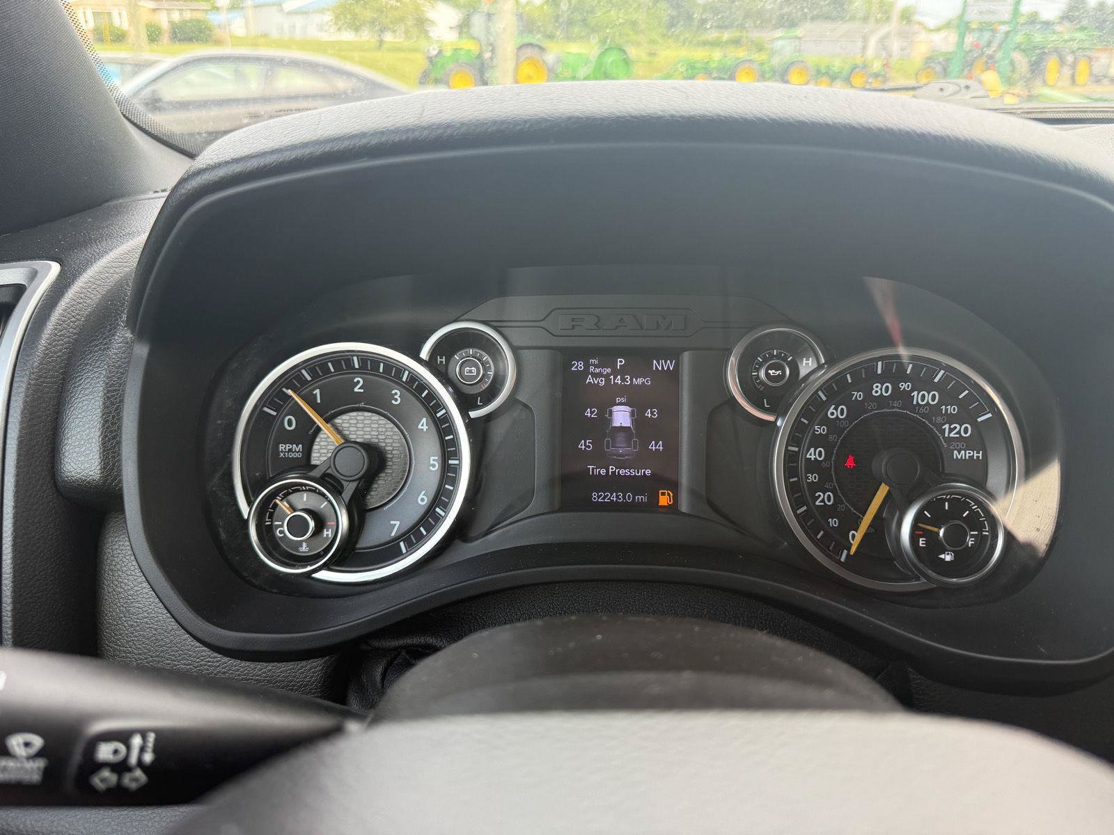 Used 2021 RAM 1500 Big Horn AWD/4WD image 21