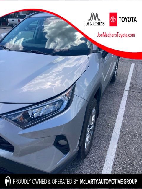 Used 2019 Toyota RAV4 XLE Premium w/ Cold Weather Package AWD/4WD image 1