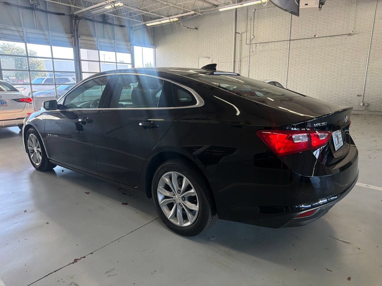 Used 2025 Chevrolet Malibu LT FWD image 6