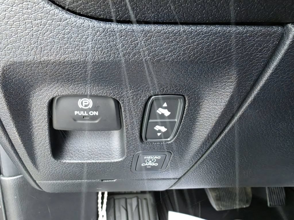 New 2026 RAM 1500 Laramie w/ Bed Utility Group AWD/4WD image 31