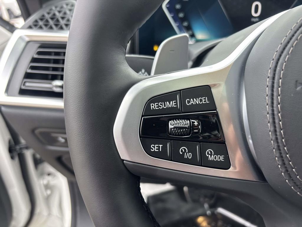 New 2026 BMW X6 xDrive40i image 17