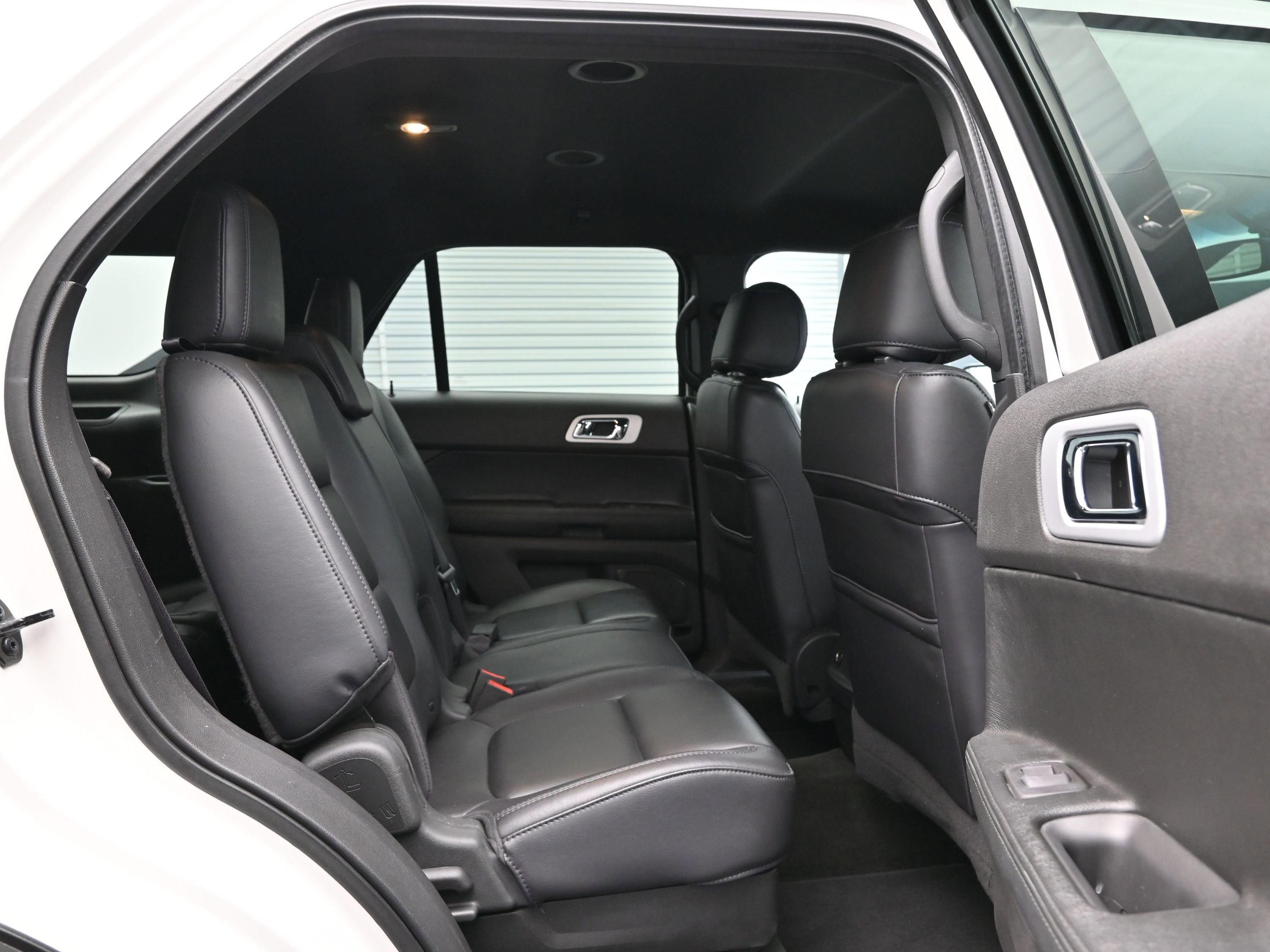 Used 2011 Ford Explorer XLT w/ 202A Rapid Spec Order Code image 10