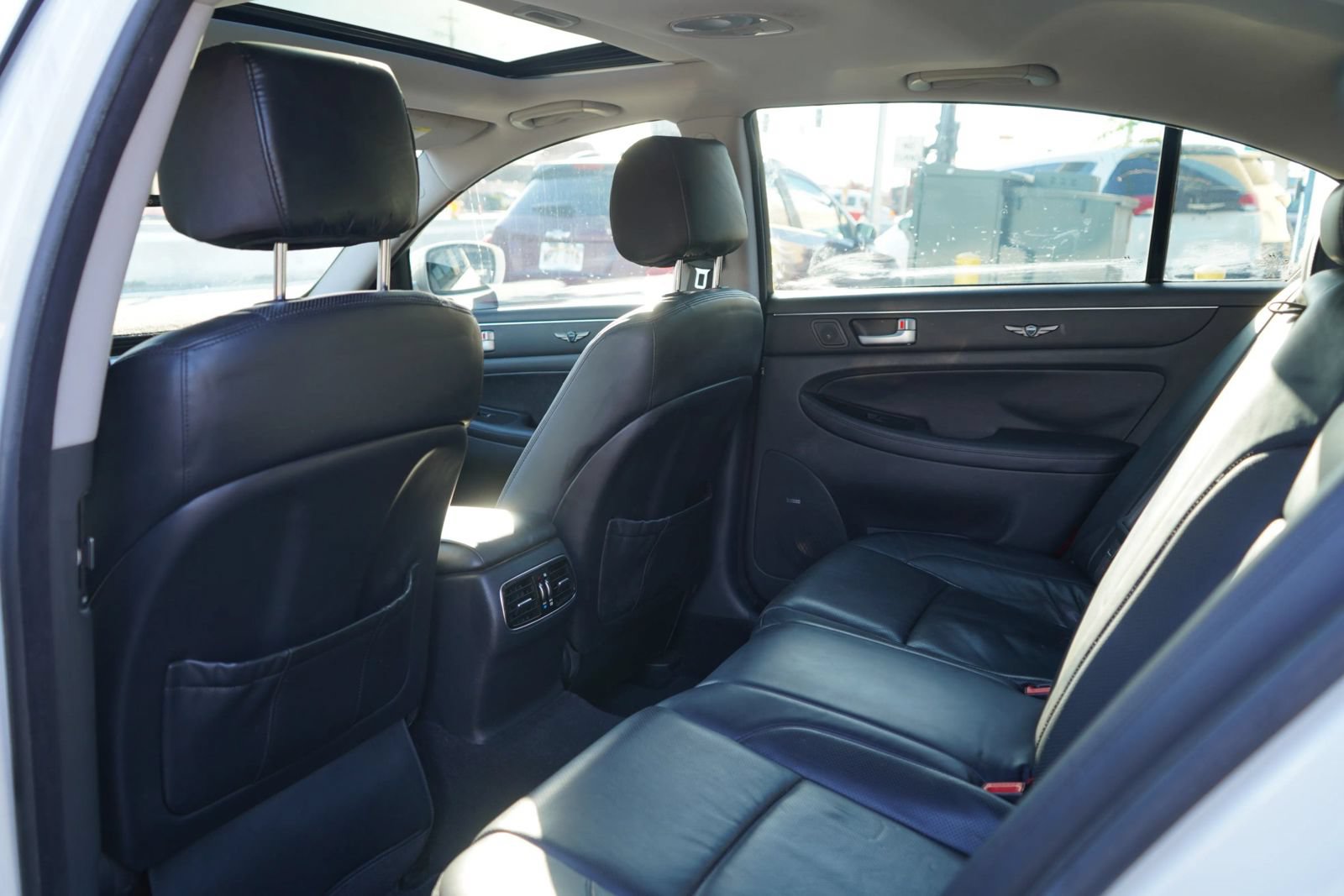 Used 2013 Hyundai Genesis 5.0 R-Spec RWD image 16