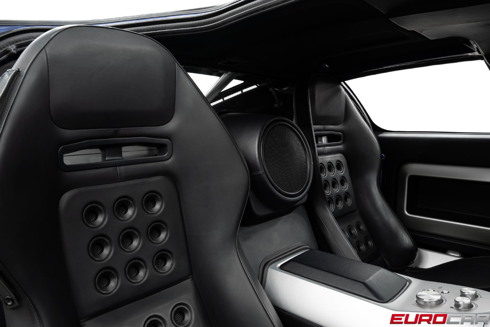 Used 2005 Ford GT RWD image 46