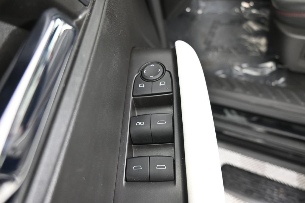 Used 2024 GMC Canyon AT4X w/ AT4X AEV Edition AWD/4WD image 19