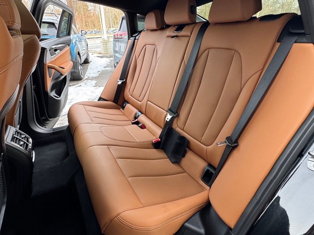 Used 2023 BMW X4 xDrive30i w/ Premium Package image 14