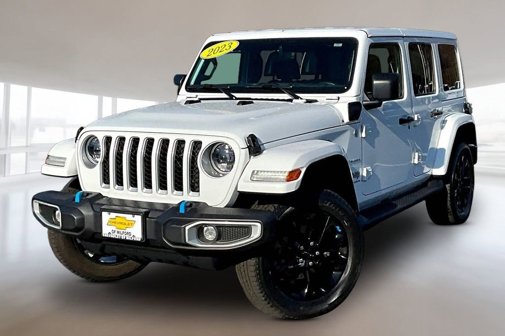 Used 2023 Jeep Wrangler Unlimited Sahara w/ Cold Weather Group image 3