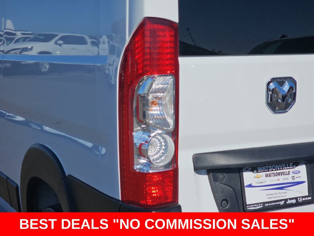 Used 2025 RAM ProMaster 2500 w/ U-Haul Equipment Group FWD image 40