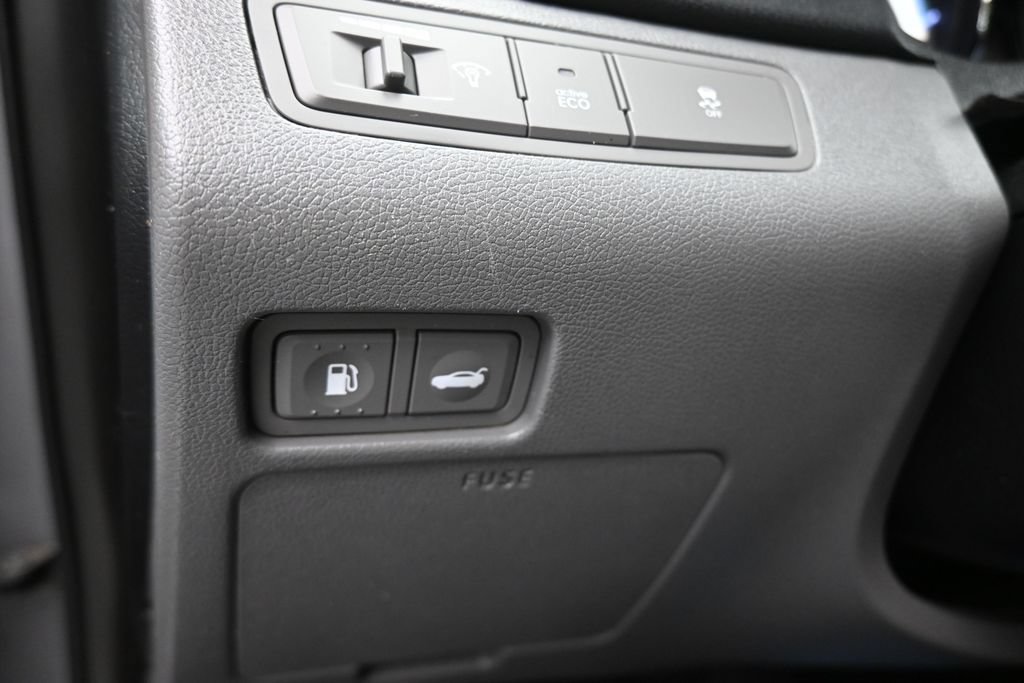 Used 2013 Hyundai Sonata Limited w/ Premium Pkg FWD image 28