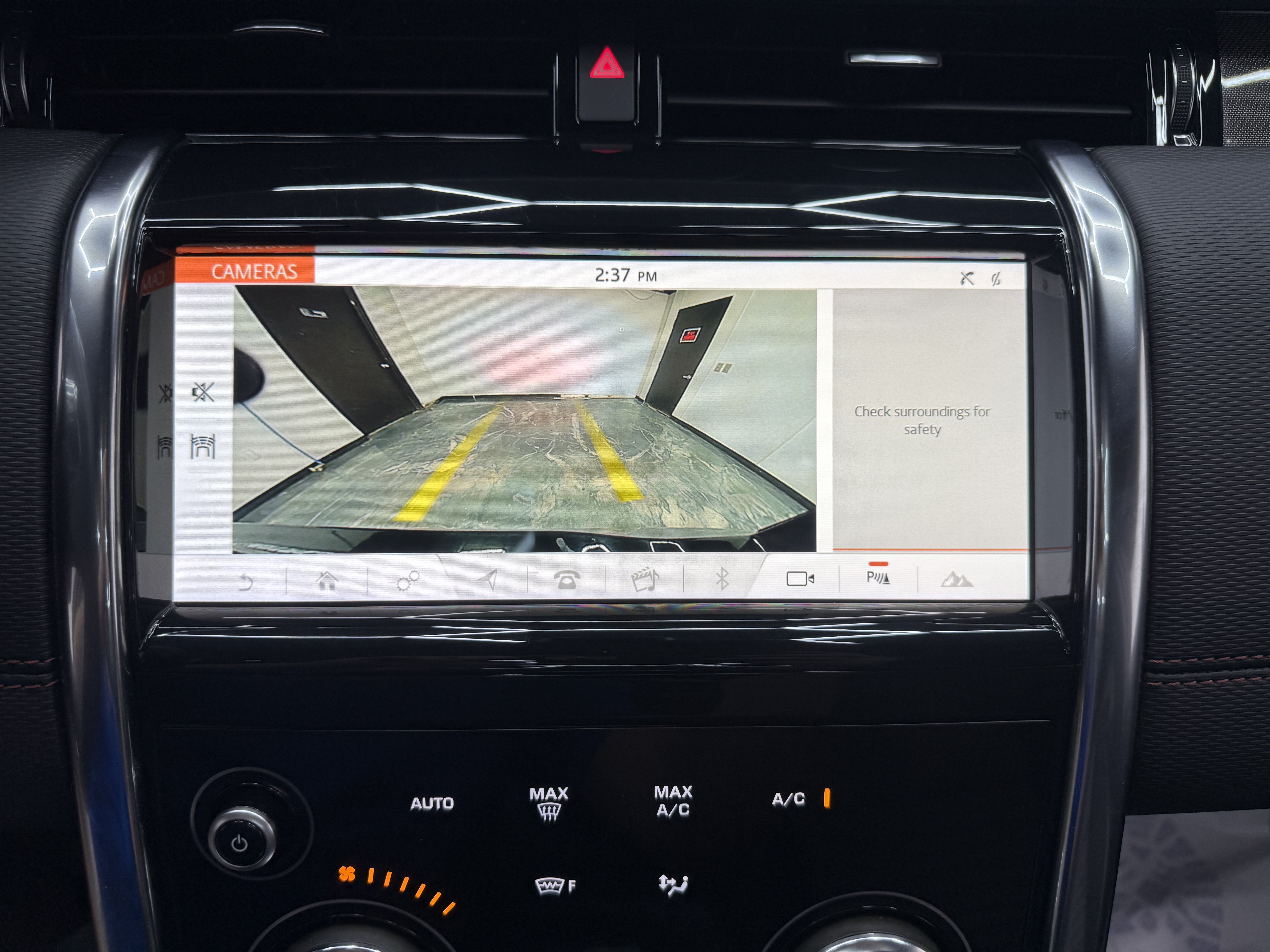 Used 2020 Land Rover Discovery Sport S R-Dynamic AWD/4WD image 19