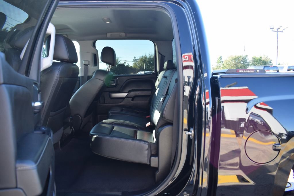 Used 2018 Chevrolet Silverado 1500 LT w/ All Star Edition image 11