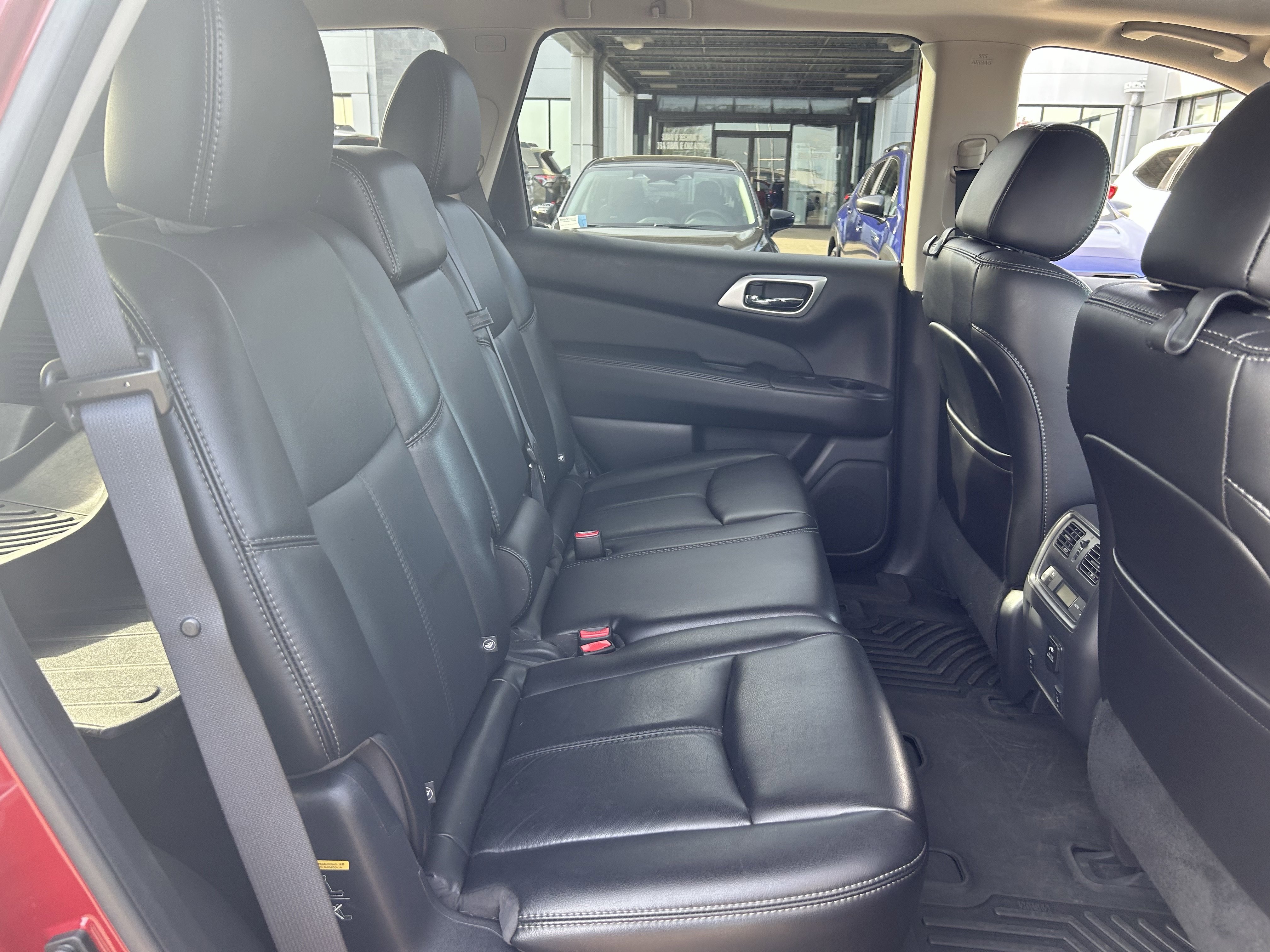 Used 2017 Nissan Pathfinder SL w/ SL Premium Package image 26