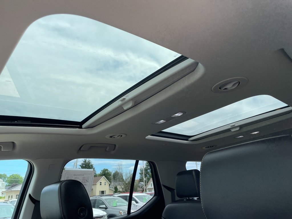 Used 2021 Chevrolet Traverse Premier w/ LPO, Floor Liner Package image 4