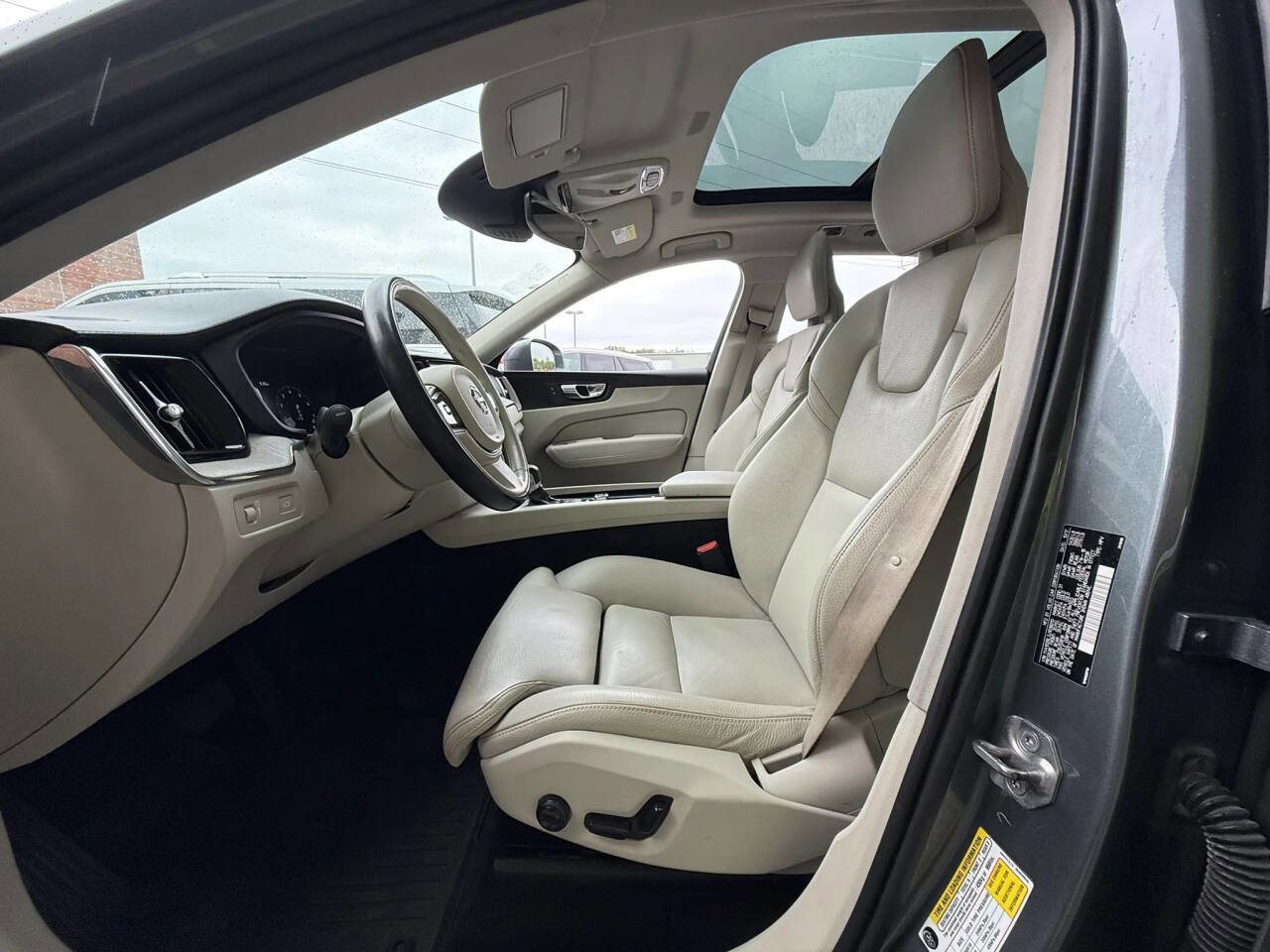 Used 2018 Volvo XC60 T5 Inscription AWD/4WD image 13